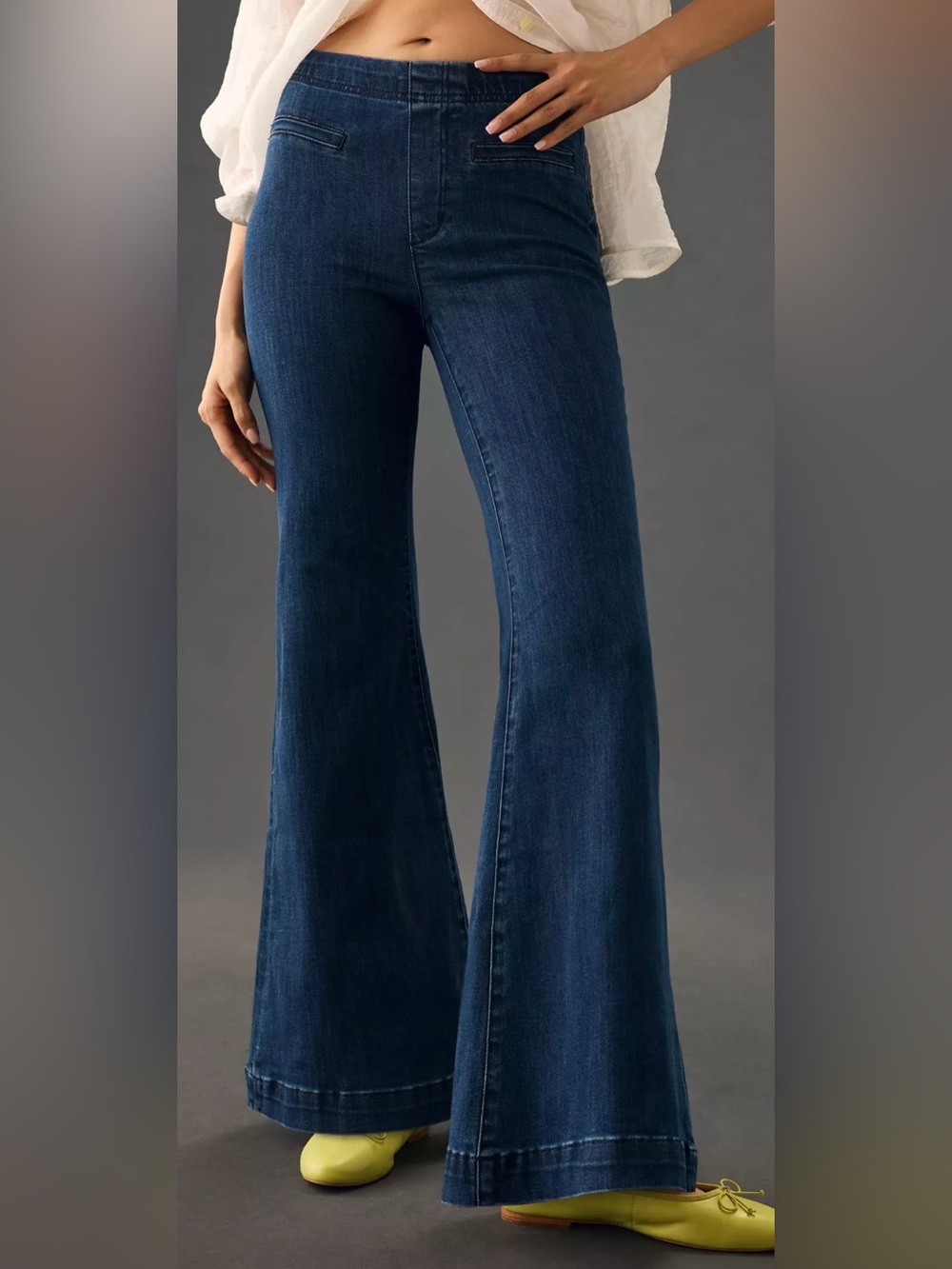 Anthropologie Pilcro Low/Mid Rise Pull On Retro Flare Jeans Size 28 Dark Wash